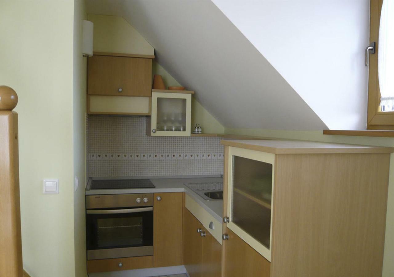 Apartmaji Hribar Pr'Ostank كامنيك المظهر الخارجي الصورة